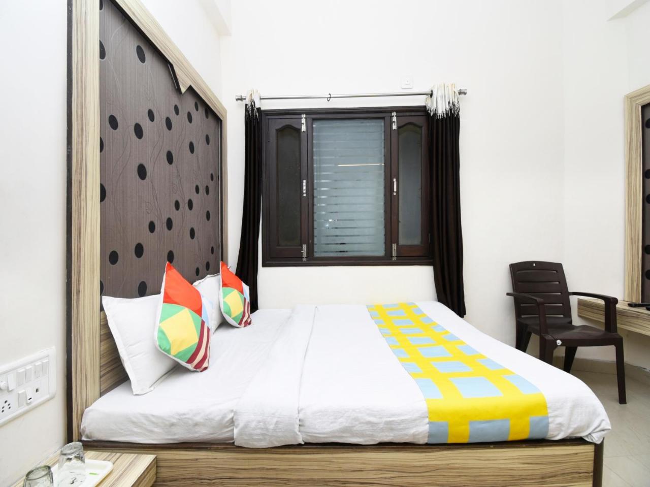 Elegant 1Br Stay In Mount Abu Central Exterior photo